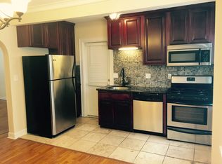 1103 W 45th St APT 4, Kansas City, MO 64111