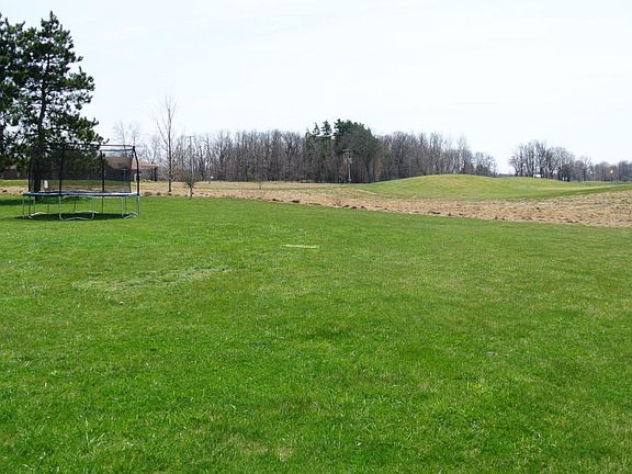 2nd image of 9609 Iron Horse Dr