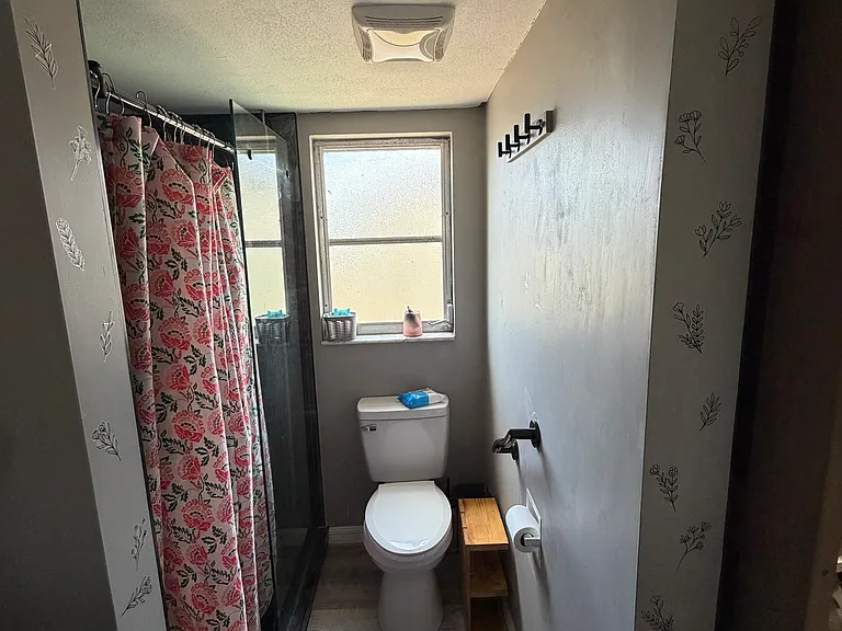 819 Pebblewood Dr — Photo 23