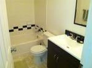 2430 Rolandale, West Bloomfield, MI 48324