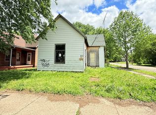 601 N 13th 1/2 St, Terre Haute, IN 47807