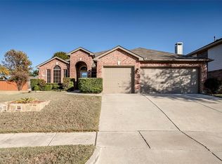 7612 Haun Dr, Fort Worth, TX 76137
