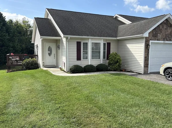 807 E Liberty St, Wytheville, VA 24382