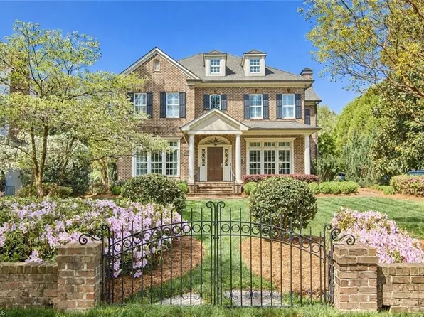 540 N Stratford Rd, Winston Salem, NC 27104