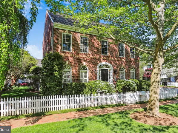 203 Beckwith St, Gaithersburg, MD 20878