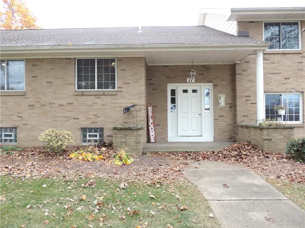 11 Ling Rd #A, Rochester, NY 14612