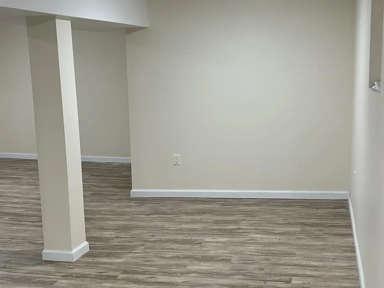 605 Court St #1 — Photo 4