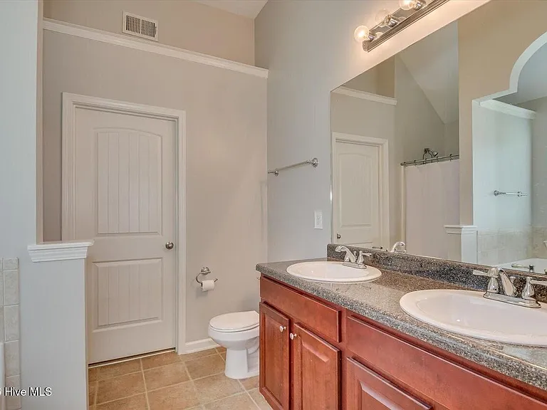 2609 Leland Dr — Photo 24