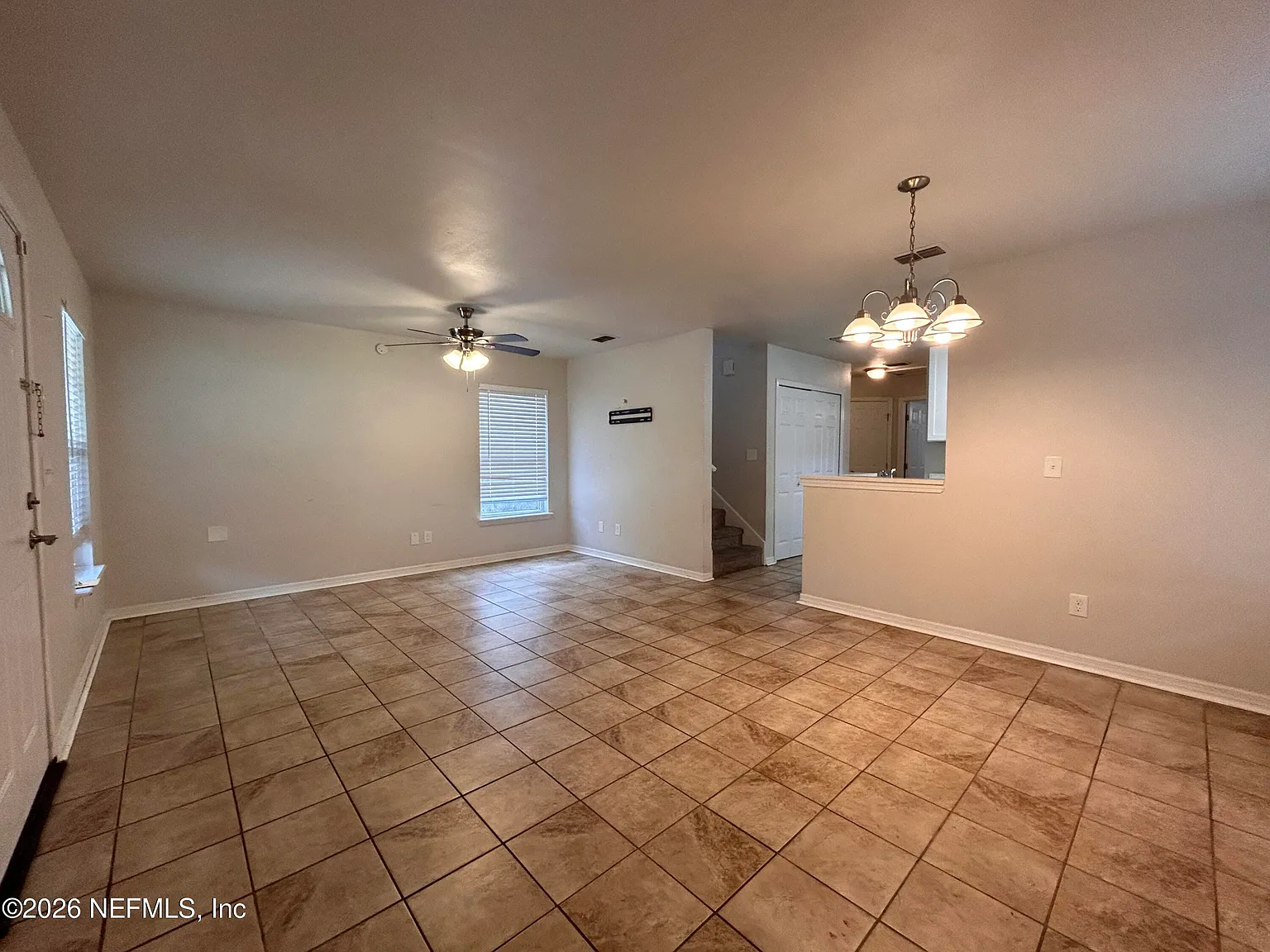 3 bed, 2.0 bath, 1160 sqft, $1,550 — Photo 4