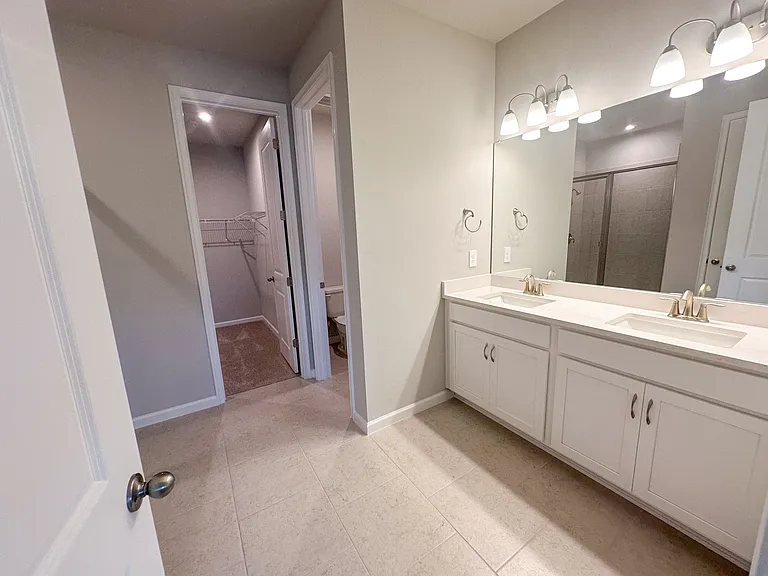 4551 Arboretum Cir #202 — Photo 11