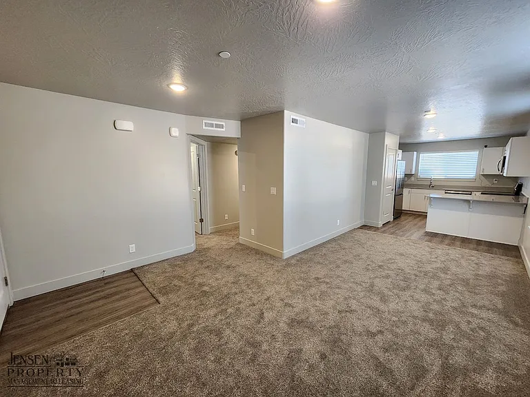 133 N Rock Canyon St #J105 — Photo 12