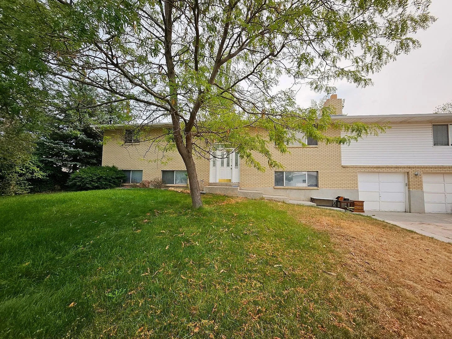 1474 N 375 W — Photo 1