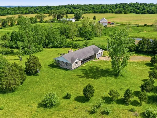 7190 Hetzler Rd, Middletown, OH 45042