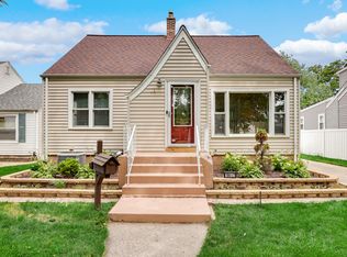 18417 Burnham Ave, Lansing, IL 60438