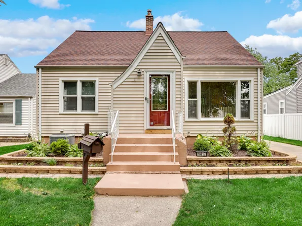 18417 Burnham Ave, Lansing, IL 60438