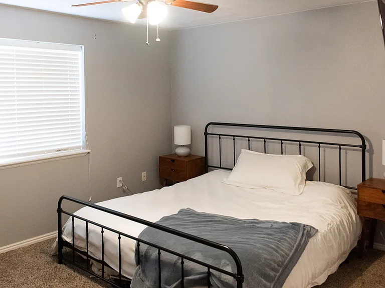 1498 N 1335 W — Photo 8