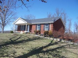 725 New Haven Rd, Loretto, KY 40037