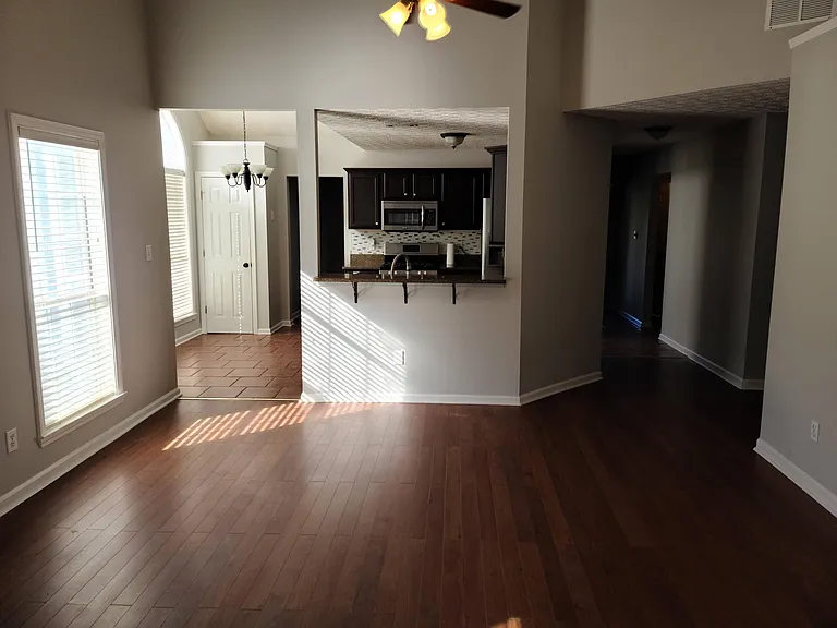 106 Sagamore Ln — Photo 18