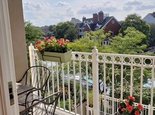 1 Independence Way APT 204, Jersey City, NJ 07305
