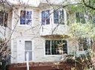279 W Treehouse Ln #279, Round Lake, IL 60073
