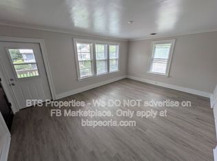 1532 W Barker Ave, Peoria, IL 61606