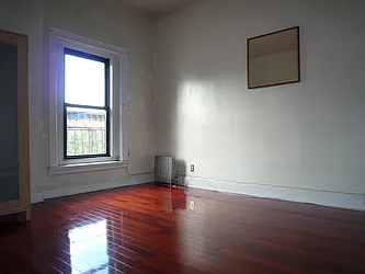 Rented by Urban Ambiance