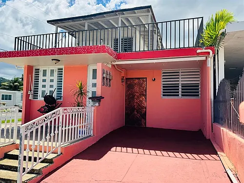 URB. VILLA LAS MERCEDES Calle 2 #c-1 Photo 1