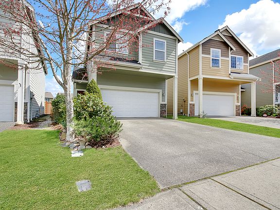 2nd image of 18215 111th Avenue Ct E