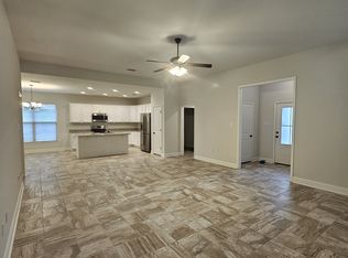 302 Topeka Rd, Pensacola, FL 32514