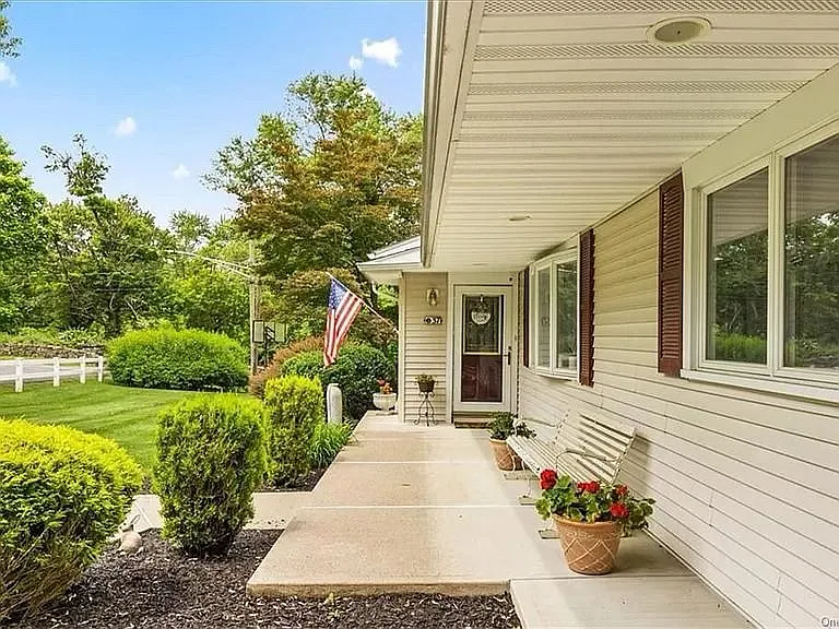 37 Overlook Rd — Photo 28