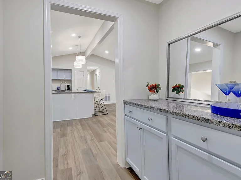 140 Mary Freeman Rd — Photo 29