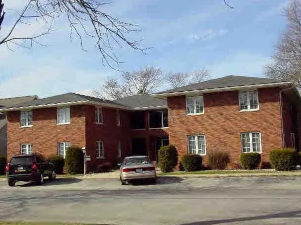 115 W. John, 115 W John St #7, Forrest, IL 61741