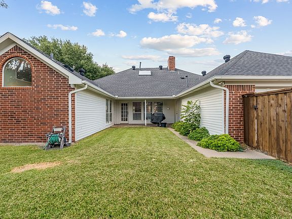 5th image of 3320 Portside Ln
