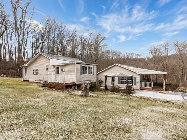 4601 Wildwood Sample Rd, Allison Park, PA 15101