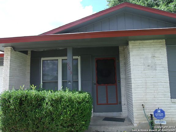 2nd image of 903 Mount Capote St