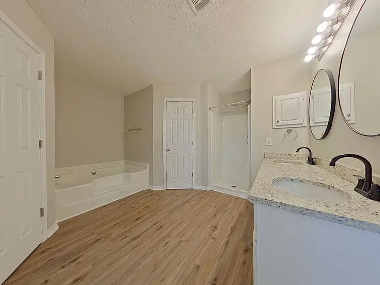 5405 Josh Dr — Photo 13