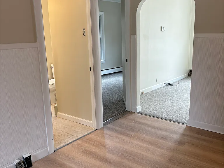 19 Youngs Ave #1R — Photo 9