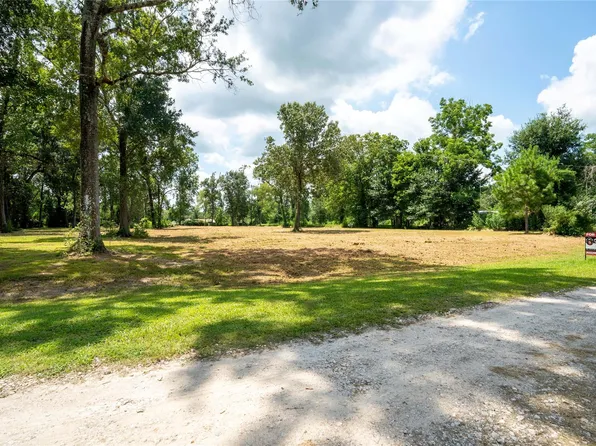 145 Private Road 456, Dayton, TX 77535