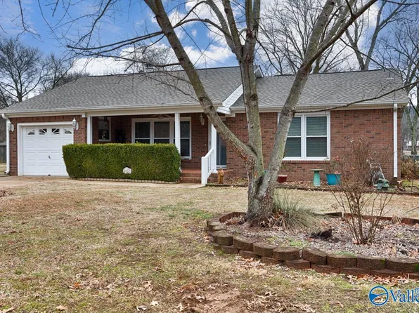 12012 Country Lane Dr SE, Huntsville, AL 35803