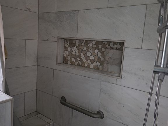 5th image of 5217 S Normandie Ave #2