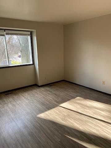 1st image of 110 S Jackson Blvd #118
