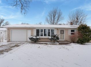 316 Galles Dr, Redwood Falls, MN 56283