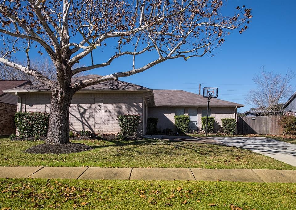 1st image of 239 Shiloh Dr