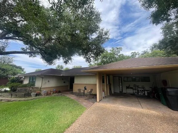 10702 Willowisp Dr, Houston, TX 77035