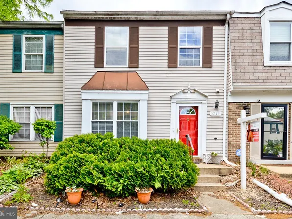 5815 Folgate Ct, Capitol Heights, MD 20743