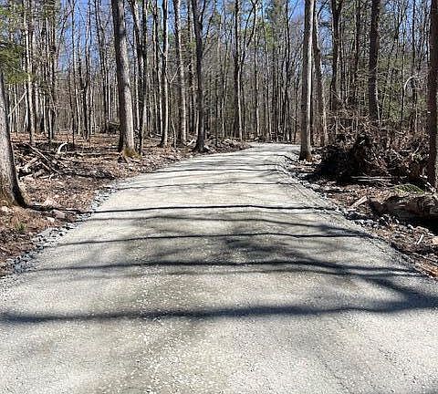 2nd image of 130 Creek Rd