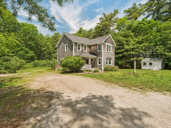 23 Crystal Spring Rd, Mattapoisett, MA 02739