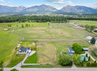 779 Old Corvallis Rd, Corvallis, MT 59828