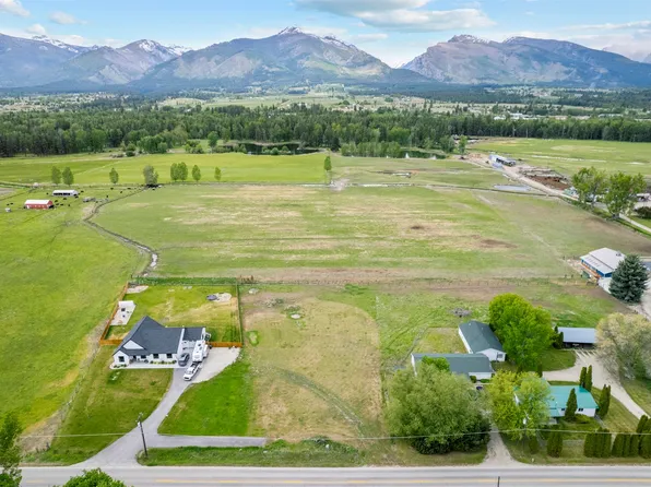 779 Old Corvallis Rd, Corvallis, MT 59828