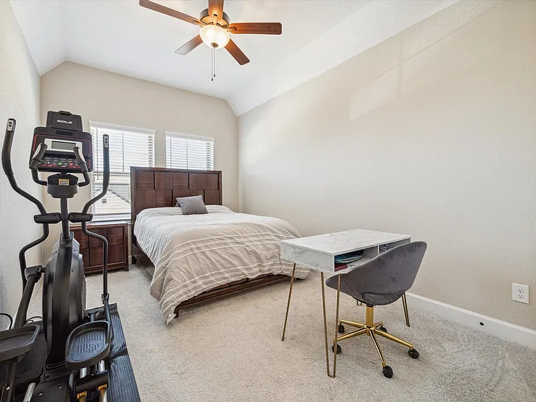 11718 Lost Maples Springs Dr — Photo 33